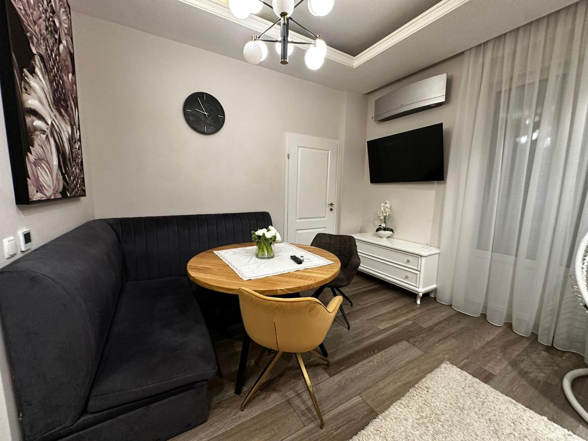 City Apartments Satu Mare Buitenkant foto